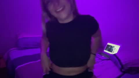 Samantha Rooms online show from 02/05/26, 01:21