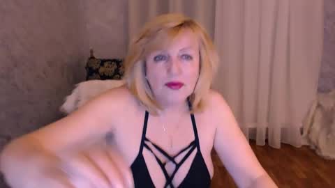 Samantha online show from 04/25/26, 11:46