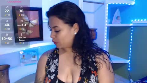 samantha_smiithh online show from 10/13/25, 09:48
