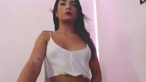 Snapshot of samantha_sweet30 chatting on 01/15/25, 04:04 Salome Vargas online show from 01/15/25, 04:04