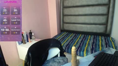 Snapshot of samanthaanderson chatting on 01/28/25, 10:34 Samantha Anderson online show from 01/28/25, 10:34