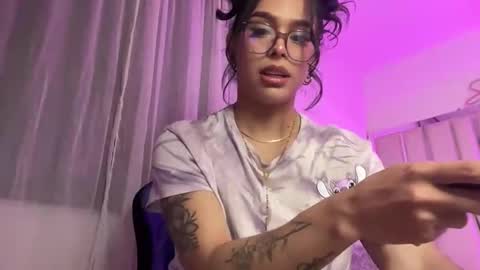 Snapshot of samanthabernardo_ chatting on 05/26/26, 03:13 Samantha Bernardo online show from 05/26/26, 03:13