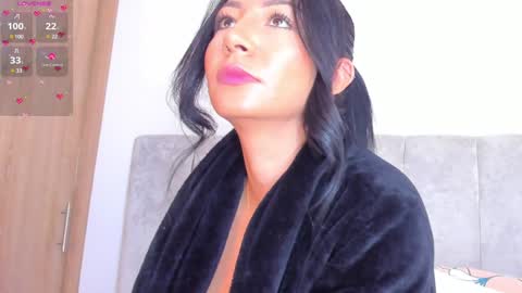 V A  N E S S A  online show from 01/07/25, 11:03