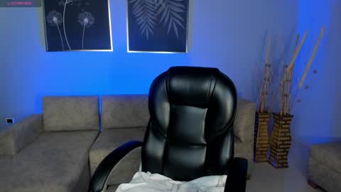 Samantha Klein online show from 01/28/25, 03:47