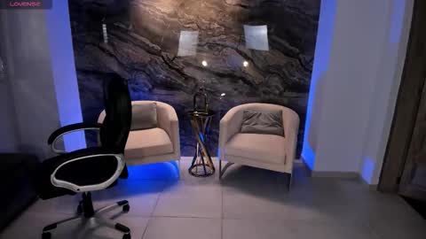 Samantha Klein online show from 10/26/25, 03:01