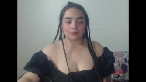 Snapshot of samanthakler17 chatting on 01/26/25, 11:28 samantha online show from 01/26/25, 11:28