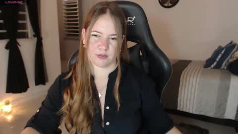 Samantha samy online show from 04/13/26, 12:05