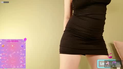 Snapshot of samanthaloves469902 chatting on 02/19/25, 11:06 Samanthaxoxo online show from 02/19/25, 11:06