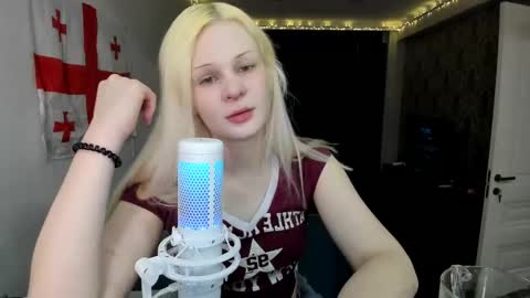 Samantha online show from 02/20/25, 07:41