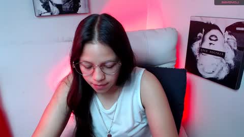 Samantha online show from 01/21/25, 01:43