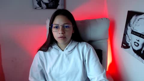 Samantha online show from 02/01/25, 02:24