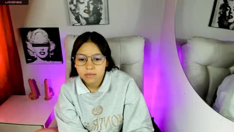 Samantha online show from 04/08/26, 02:50