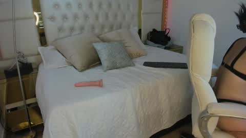 Snapshot of samantharoseee chatting on 10/03/25, 03:31 samantharoseee online show from 10/03/25, 03:31