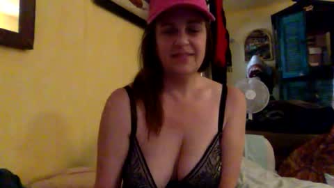 Snapshot of samanthavale chatting on 04/12/26, 12:15 Samantha Vale online show from 04/12/26, 12:15
