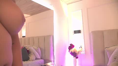 Samantha Vega online show from 07/21/26, 08:00