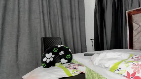 samanttamilf online show from 03/17/26, 12:04