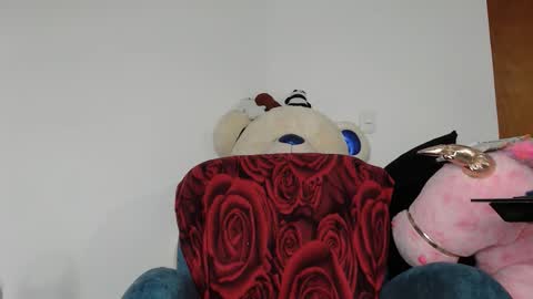 samara online show from 12/18/25, 02:45