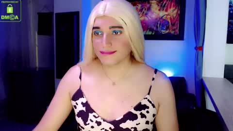 Samara online show from 12/17/25, 08:20