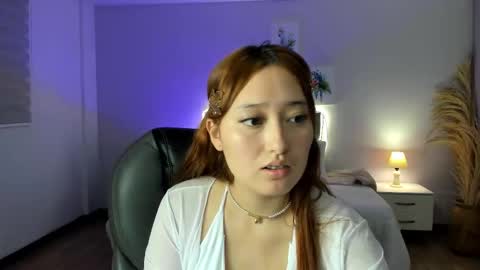samara_hilton_2 online show from 10/30/25, 11:49