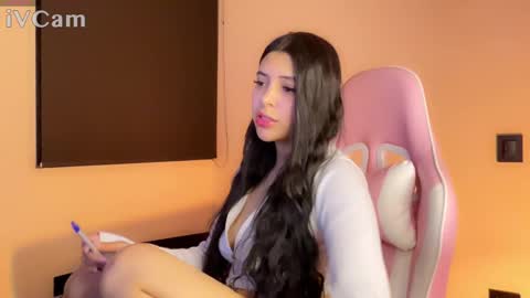 Snapshot of samara_lam chatting on 01/24/25, 03:54 Sammy  online show from 01/24/25, 03:54