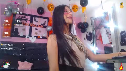 Snapshot of samaracortez chatting on 10/31/25, 08:32 Sammy online show from 10/31/25, 08:32