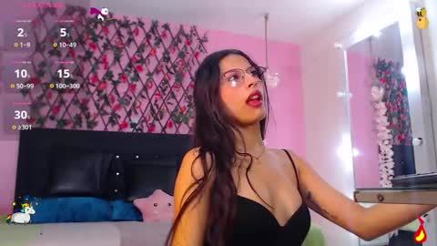 Snapshot of samaracortez chatting on 11/19/25, 07:47 Sammy online show from 11/19/25, 07:47