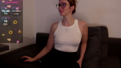Snapshot of samarafromthewell chatting on 12/23/24, 09:18 Samara From The Well online show from 12/23/24, 09:18
