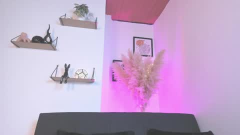 samara online show from 04/21/26, 12:44