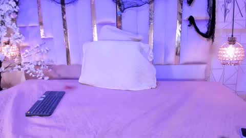  Samara jhonson online show from 11/18/25, 09:30