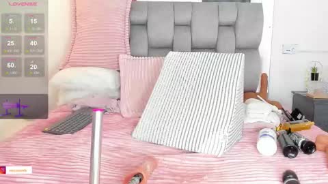 Samara Wells online show from 09/22/25, 09:28