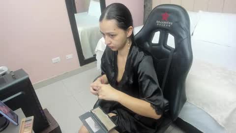 Sara  online show from 02/14/25, 11:31