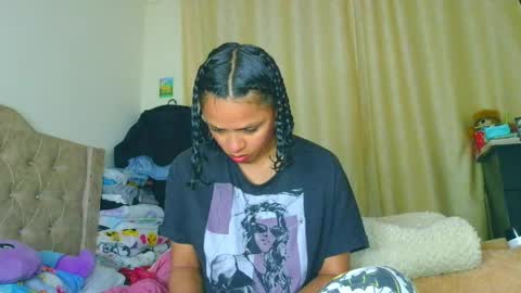 Snapshot of samary_thomas chatting on 05/05/26, 11:46 samary thomas online show from 05/05/26, 11:46