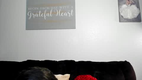 Yaya online show from 02/28/25, 10:20