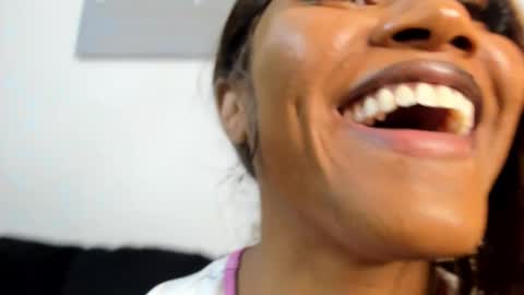 Yaya online show from 03/09/25, 11:14