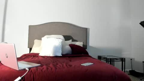 Yaya online show from 09/25/25, 04:16