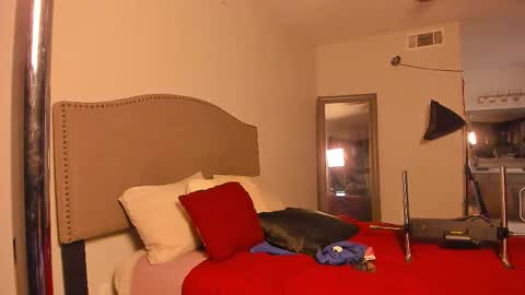 Yaya online show from 03/25/26, 03:01