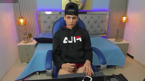 Sam online show from 03/08/26, 06:44