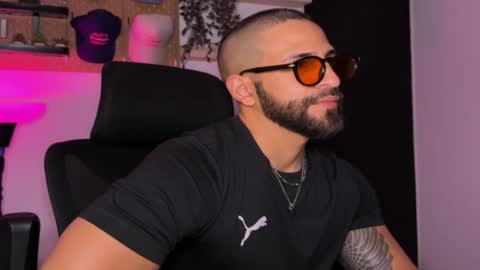 Sam Dornan online show from 04/25/26, 01:30