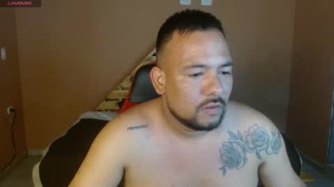 Snapshot of samdread chatting on 02/17/26, 11:33 SAM DREAD online show from 02/17/26, 11:33