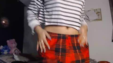 Tami  Gael online show from 11/03/25, 01:40