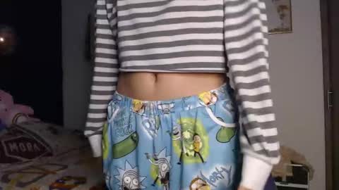 Tami  Gael online show from 12/22/25, 02:08