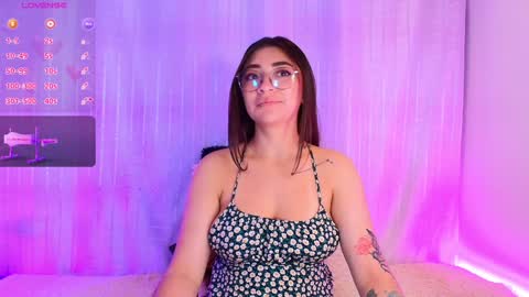 Snapshot of samii_evans chatting on 01/18/25, 09:45 samii evans  online show from 01/18/25, 09:45