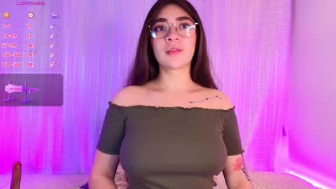 Snapshot of samii_evans chatting on 02/28/25, 04:21 samii evans  online show from 02/28/25, 04:21