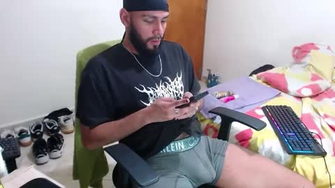 samir_music_ online show from 10/04/25, 11:47