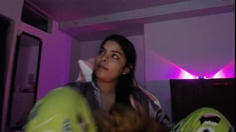 Snapshot of samirabunny_222 chatting on 04/24/26, 02:52 Danna dulce online show from 04/24/26, 02:52