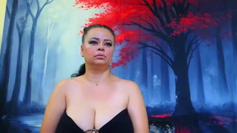     online show from 10/04/25, 08:18