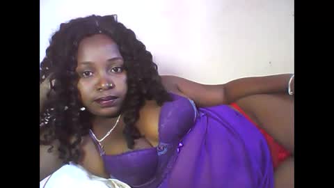 samirah_69 online show from 04/18/26, 09:57