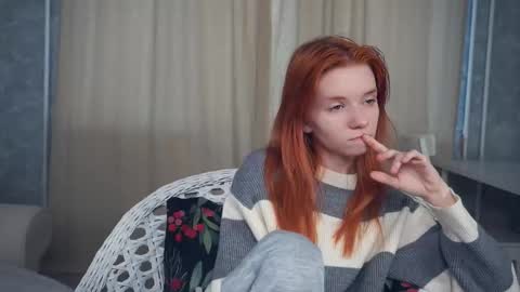 Snapshot of samkelker chatting on 02/18/26, 06:42 Mozelle online show from 02/18/26, 06:42