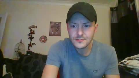 Snapshot of samlatty007 chatting on 12/08/24, 08:04 sexy lad looking for fun online show from 12/08/24, 08:04