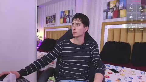 Snapshot of sammy_and_ithan chatting on 02/18/26, 11:28 Sammy and Ithan online show from 02/18/26, 11:28